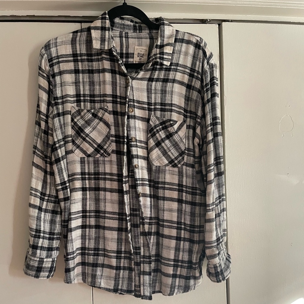 Billabong flannel size M